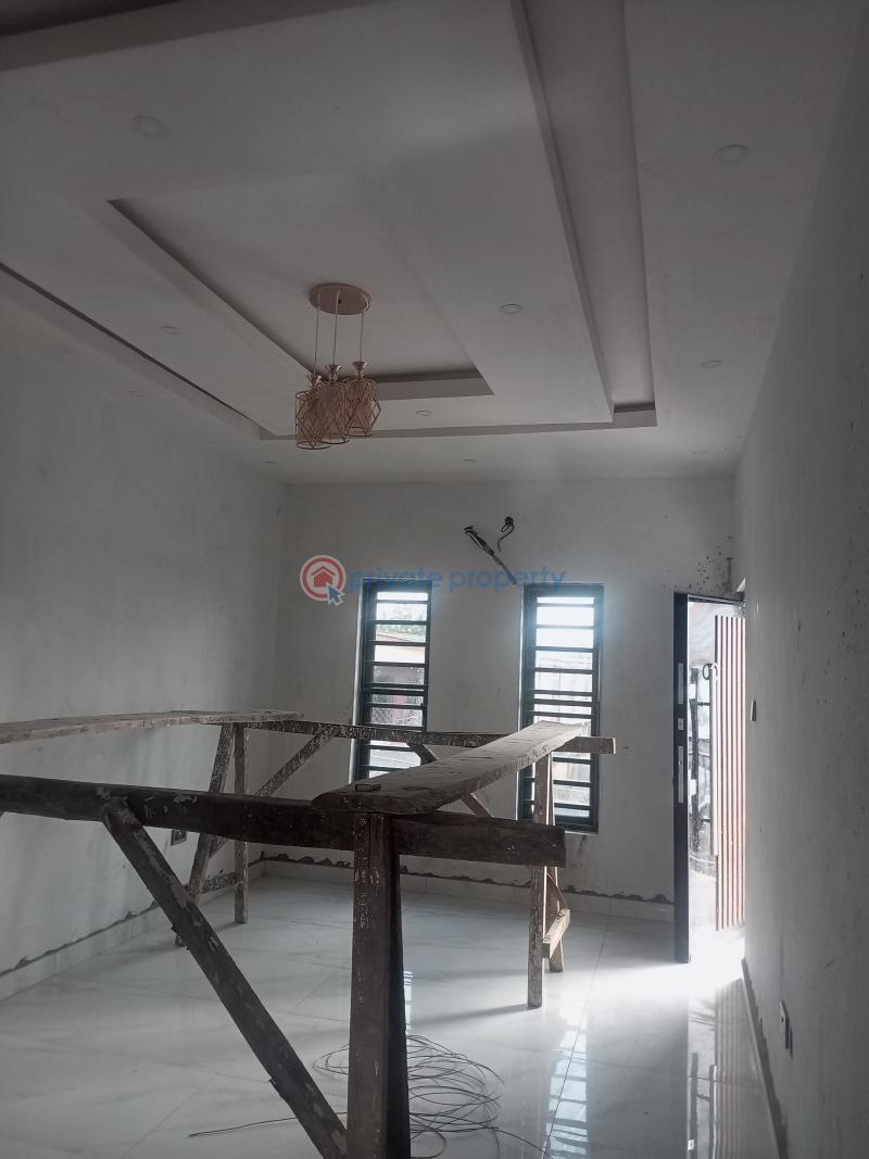 2 bedroom Flat & Apartment For Rent Off Aiyelegun Road Isolo Lagos - 3