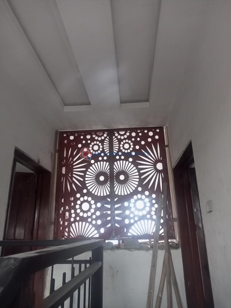 2 bedroom Flat & Apartment For Rent Off Aiyelegun Road Isolo Lagos - 20