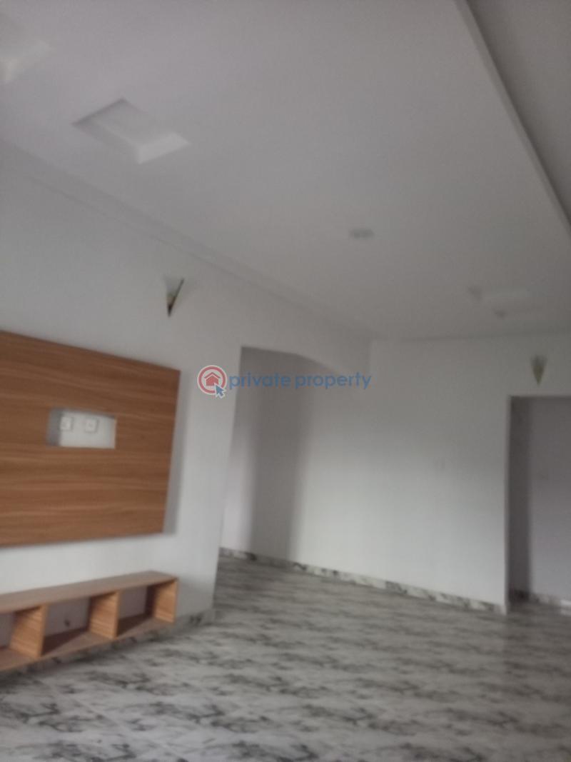 2 bedroom Flat & Apartment For Rent Divine Avenue Bucknor Estate Isolo Lagos - 9