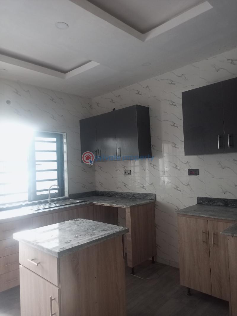 2 bedroom Flat & Apartment For Rent Off Aiyelegun Road Isolo Lagos - 7