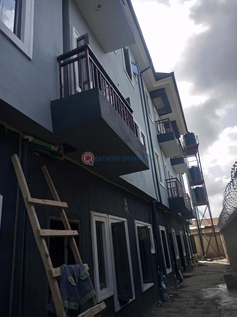 2 bedroom Flat & Apartment For Rent Agodo Cele Egbe Egbe/Idimu Lagos - 13