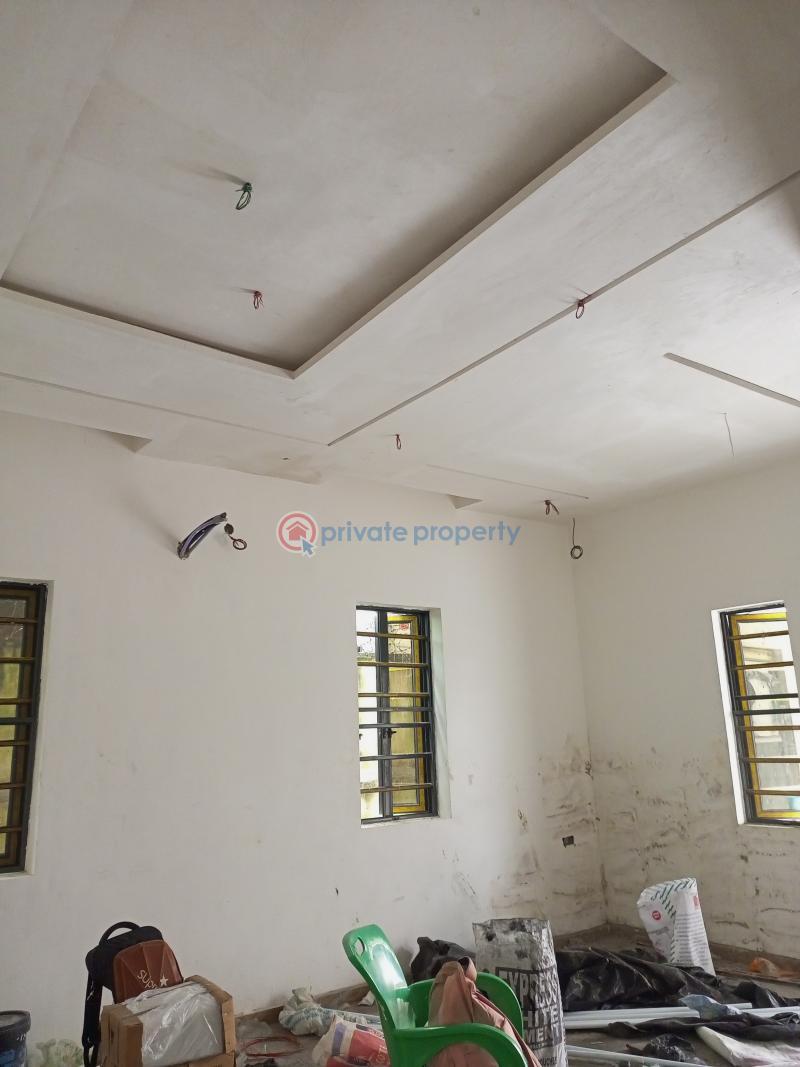 3 bedroom Bungalow For Sale Tijani Salako Bucknor Estate Bucknor Estate Isolo Lagos - 1