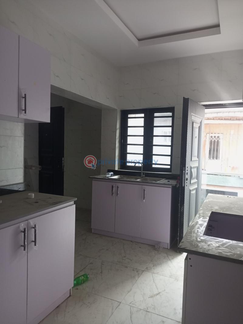 3 bedroom Flat & Apartment For Rent Nnpc Axis Ejigbo Oke-afa Isolo Lagos - 17