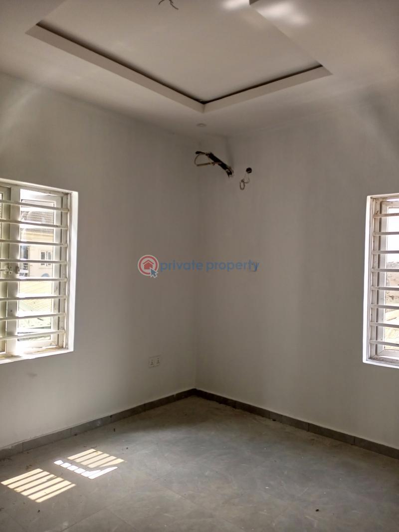 4 bedroom Flat & Apartment For Rent Isolo Lagos - 11