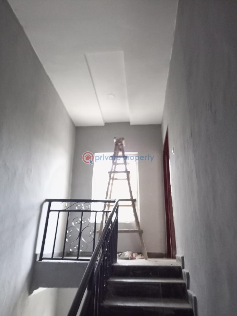 2 bedroom House For Sale At Bucknor Estate Isolo Lagos - 16