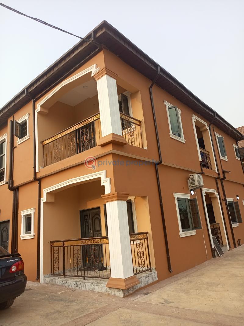 1 bedroom Flat & Apartment For Rent Bucknor Isheri Bridge. Isolo Lagos - 12