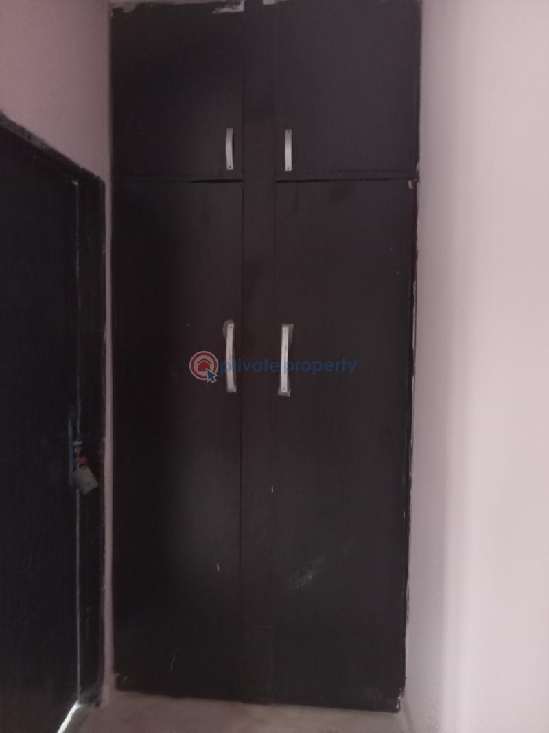 1 bedroom Flat & Apartment For Rent Divine Avenue Bucknor Estate Isolo Lagos - 10