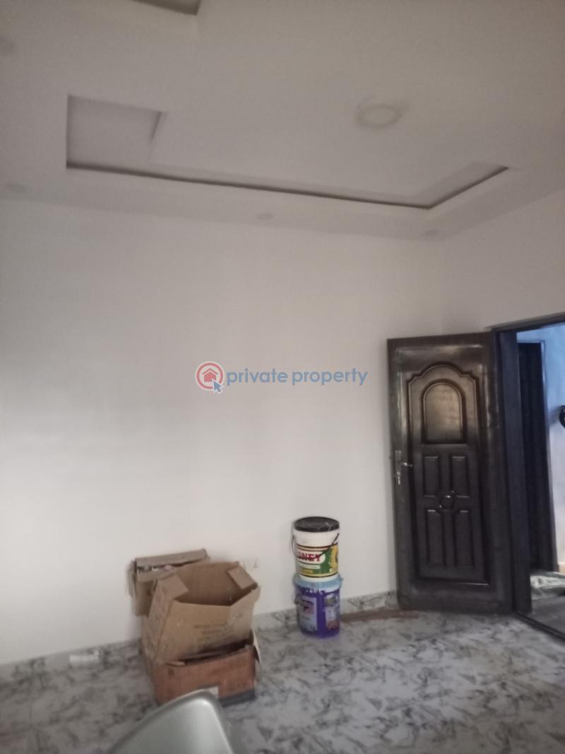 1 bedroom Flat & Apartment For Rent Bucknor Isheri Bridge. Isolo Lagos - 1