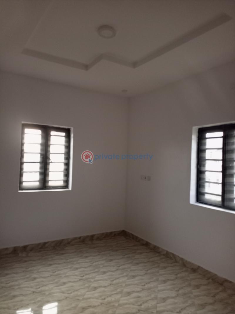 1 bedroom Flat & Apartment For Rent Bucknor Isheri Bridge. Isolo Lagos - 9