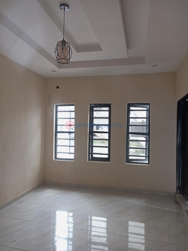 1 bedroom Flat & Apartment For Rent Divine Avenue Bucknor Estate Isolo Lagos - 1