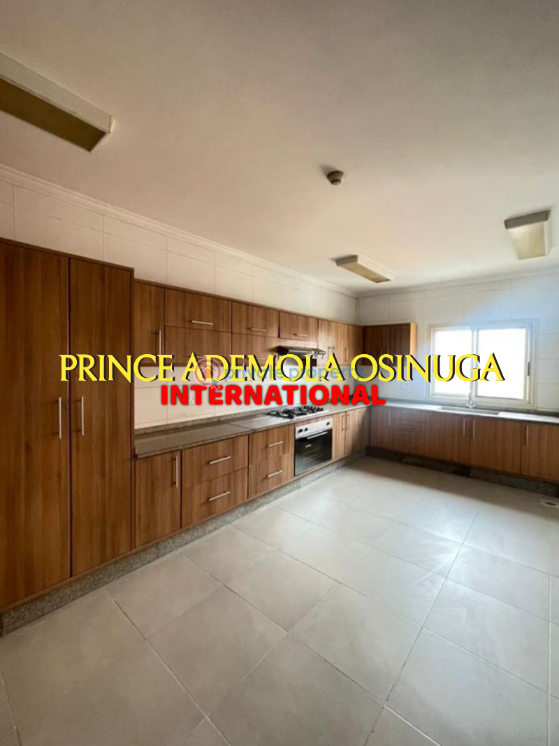 4 bedroom Flat & Apartment For Sale Banana Island Ikoyi Lagos - 1
