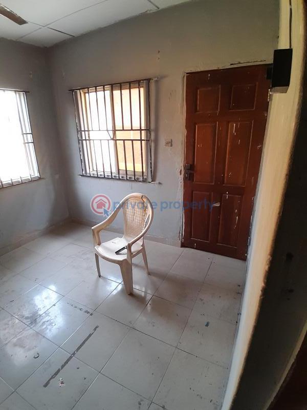 1 bedroom Flat & Apartment For Rent Soluyi Gbagada Lagos - 1