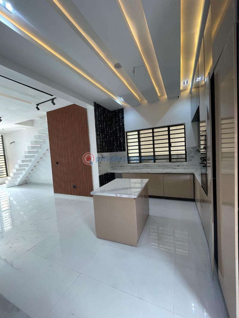 4 bedroom Detached Duplex For Sale This Lovely Built 4 Bedroom Is Located In A Serene Neighborhood Ikota Lekki Lagos - 8