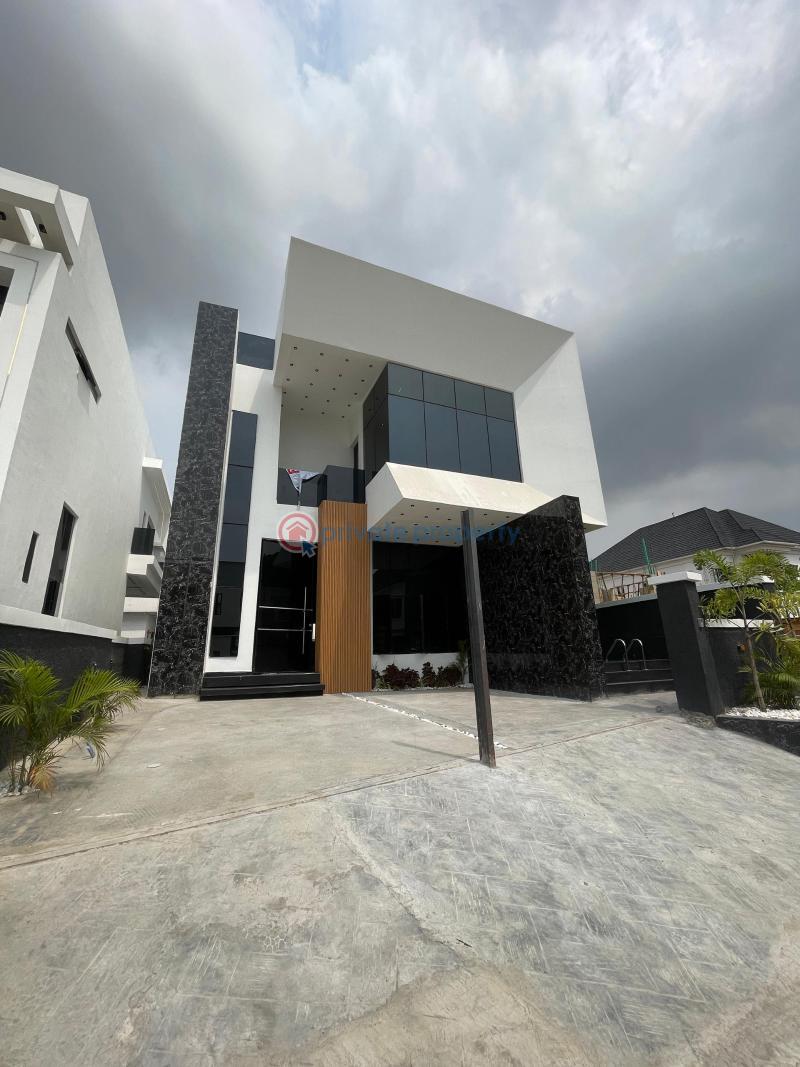 4 bedroom Detached Duplex For Sale This Lovely Built 4 Bedroom Is Located In A Serene Neighborhood Ikota Lekki Lagos - 1