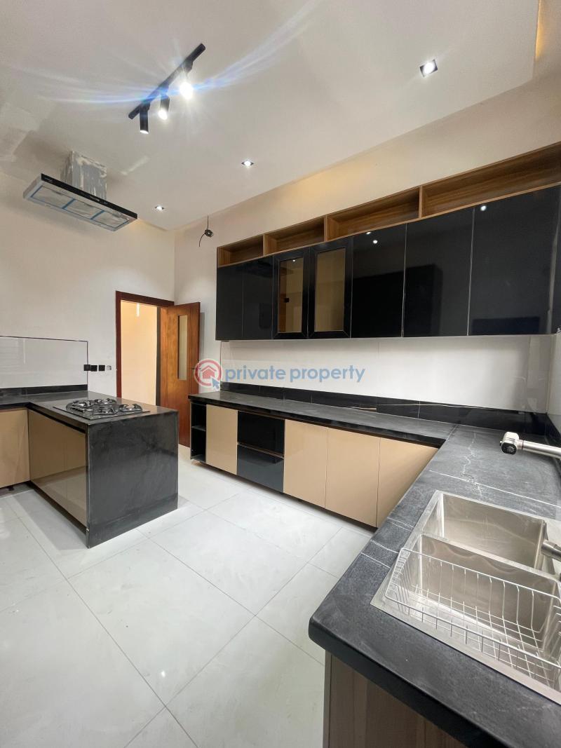 5 bedroom Detached Duplex For Sale This Lovely Built 5 Bedroom Offers Spacious Living Ajah Lagos - 8