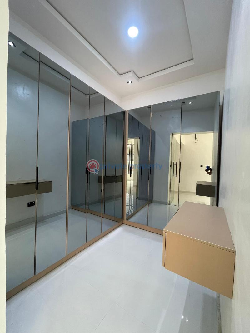 5 bedroom Detached Duplex For Sale This Lovely Built 5 Bedroom Comes With Modern Facilities Chevron Drive Lekki Lagos - 2