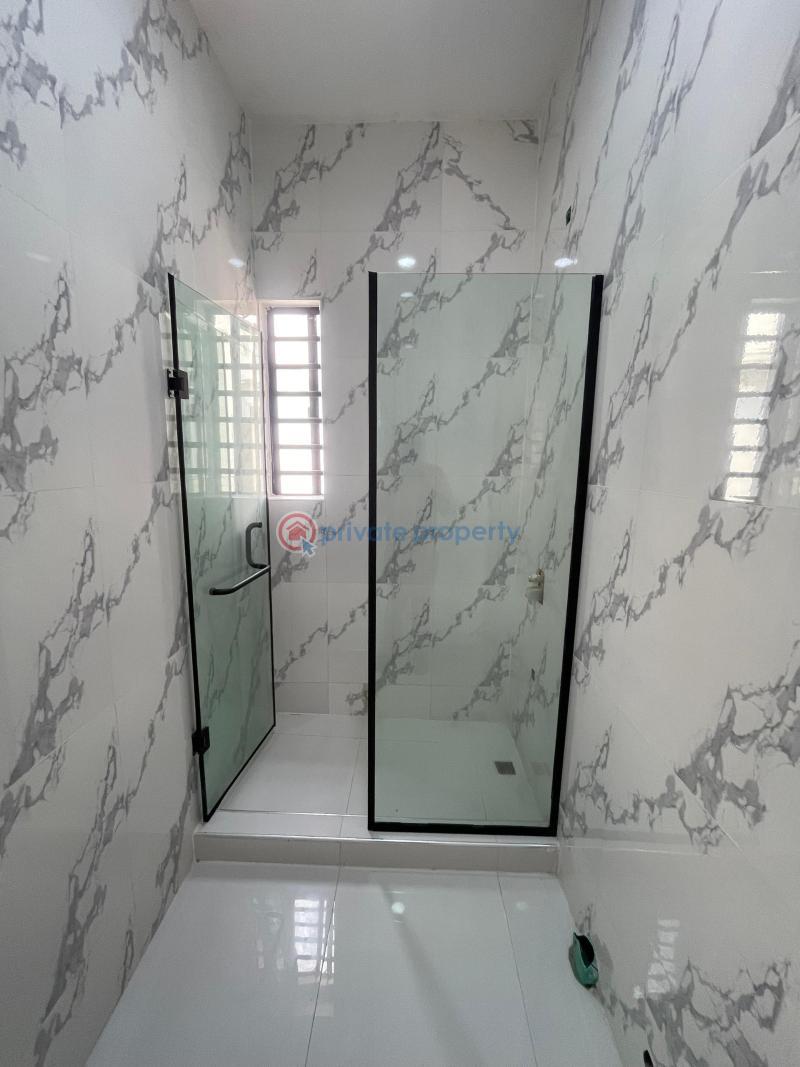 5 bedroom Detached Duplex For Sale This Lovely Built 5 Bedroom Comes With Modern Facilities Chevron Drive Lekki Lagos - 3