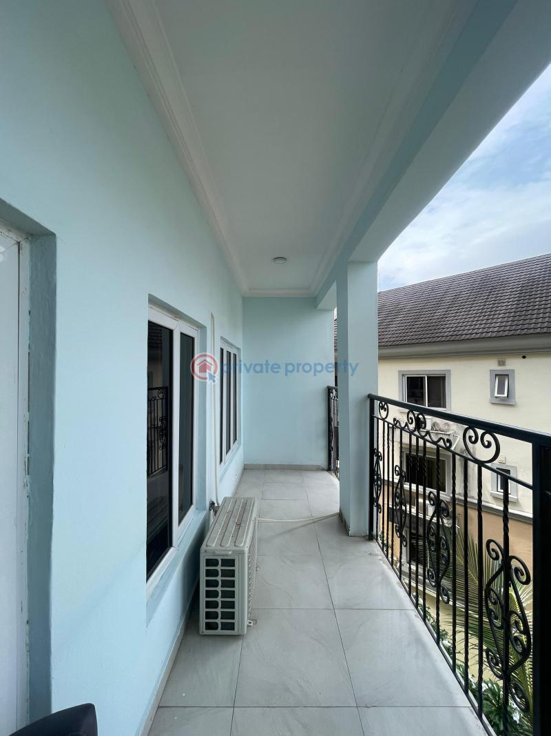Flat & Apartment For Rent Oniru Victoria Island Lagos - 1