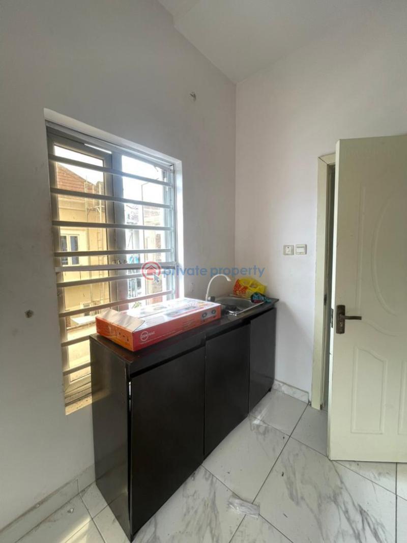 1 bedroom Self Contain For Rent Idado Estate Lekki Phase 2 Lagos - 2