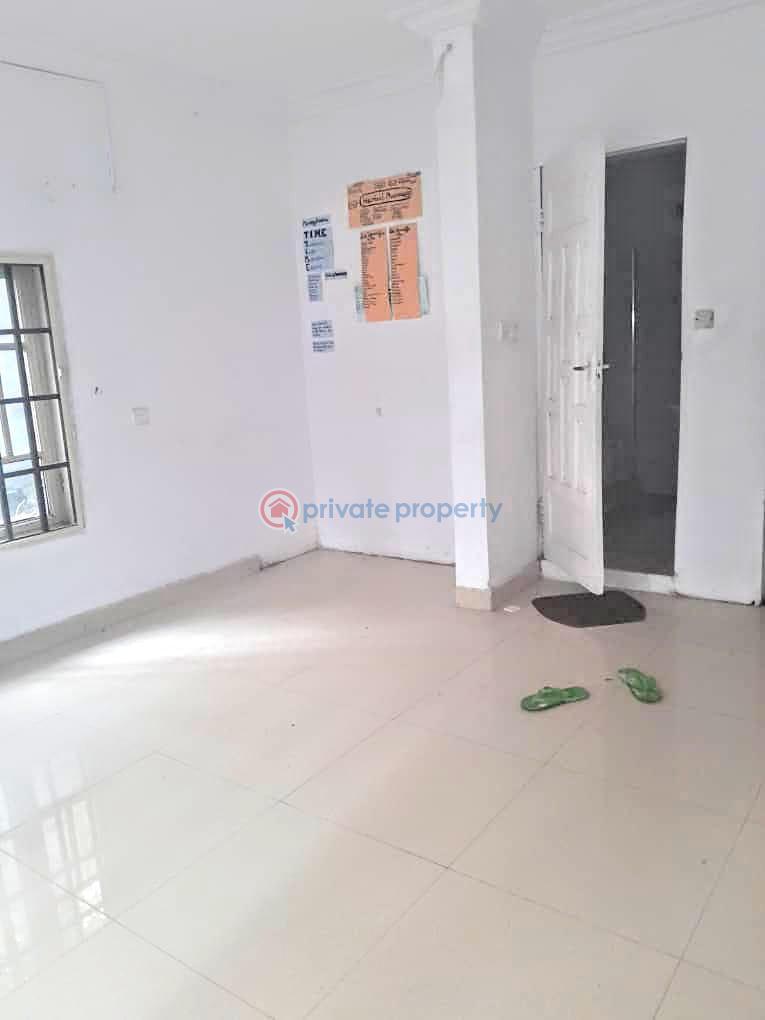 1 bedroom Flat & Apartment For Rent Osapa London Lekki Lagos - 1