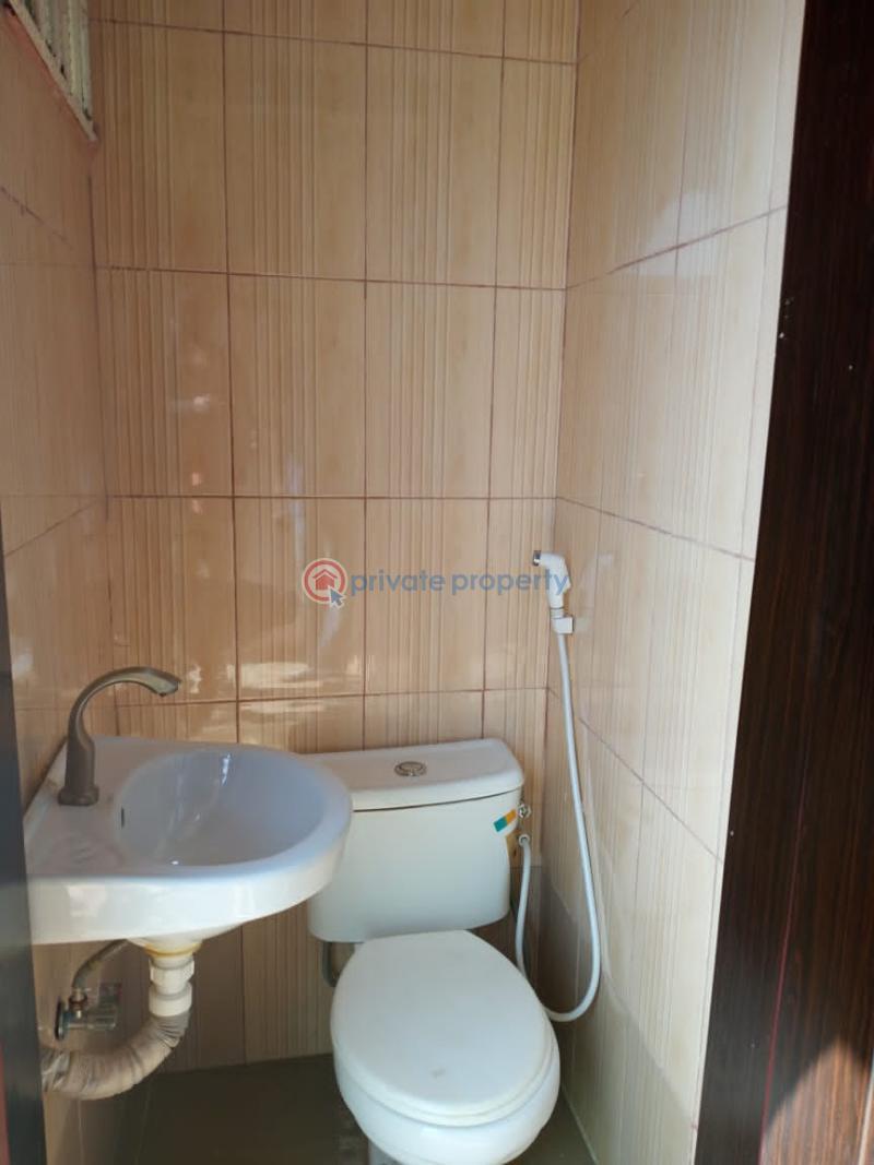 1 bedroom Flat & Apartment For Rent Agege Lagos - 14