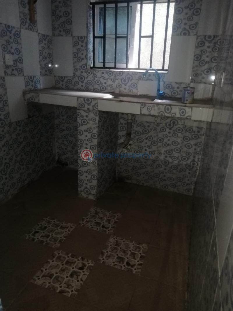 1 bedroom Flat & Apartment For Rent Ifako-ogba Lagos - 4