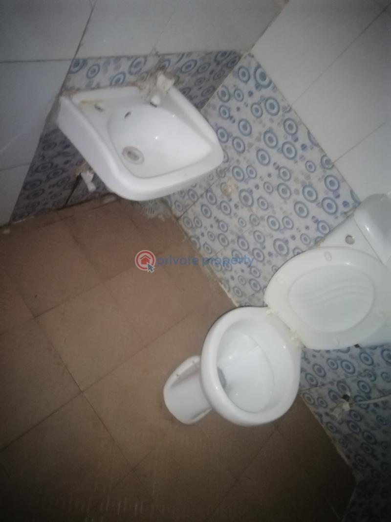 1 bedroom Flat & Apartment For Rent Ifako-ogba Lagos - 2
