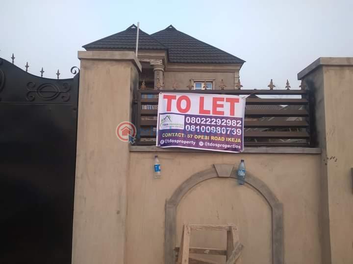For rent 1 bedroom House Peace Land Estate Makogi, Magboro Ogun Ogun area (PID 8PAHKW