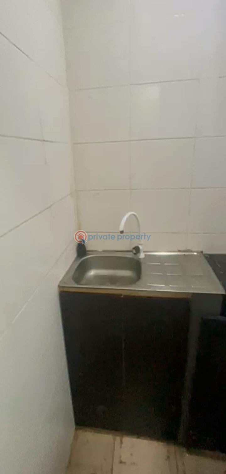 1 bedroom Flat & Apartment For Rent Odunsi Road Bariga Shomolu Lagos - 2