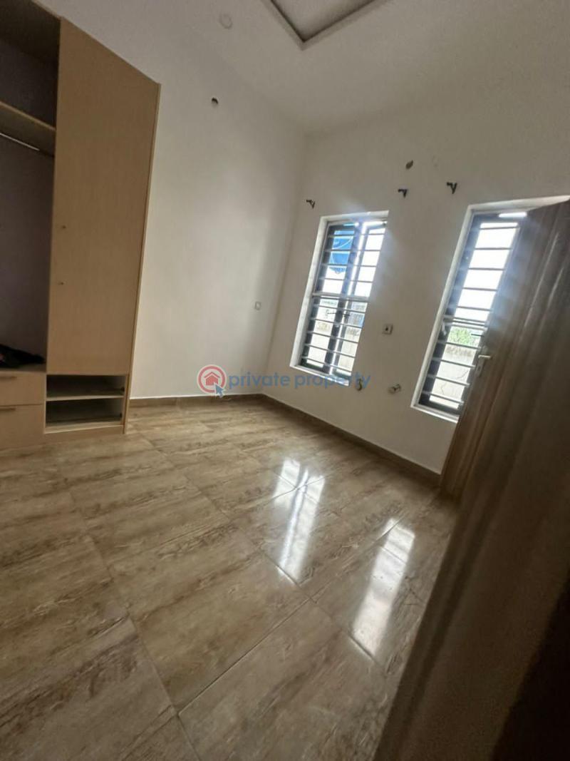 1 bedroom Flat & Apartment For Rent Greatfield Court Royal Pine Estate Lekki Phase 2 Lagos - 1