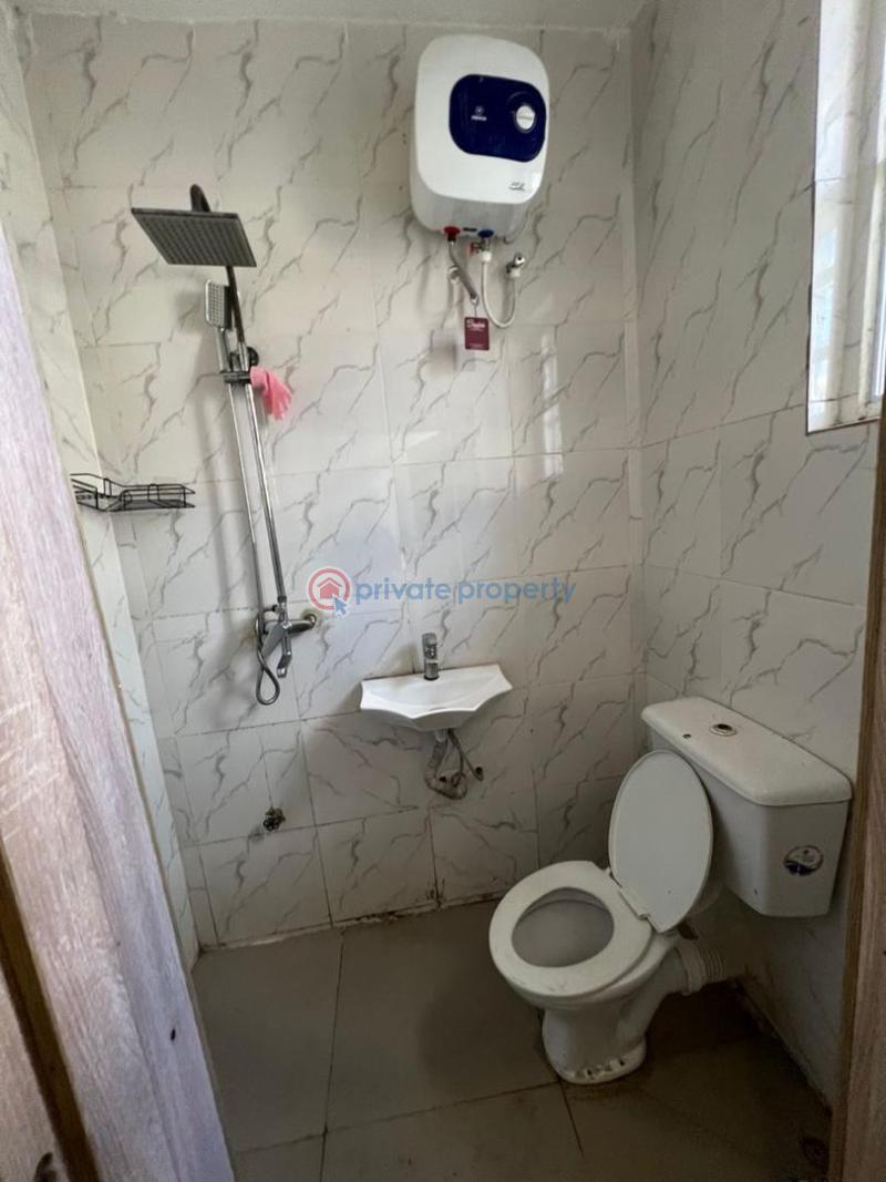 1 bedroom Mini Flat For Rent Royal Pines Along Lekki Expressway Lagos - 4