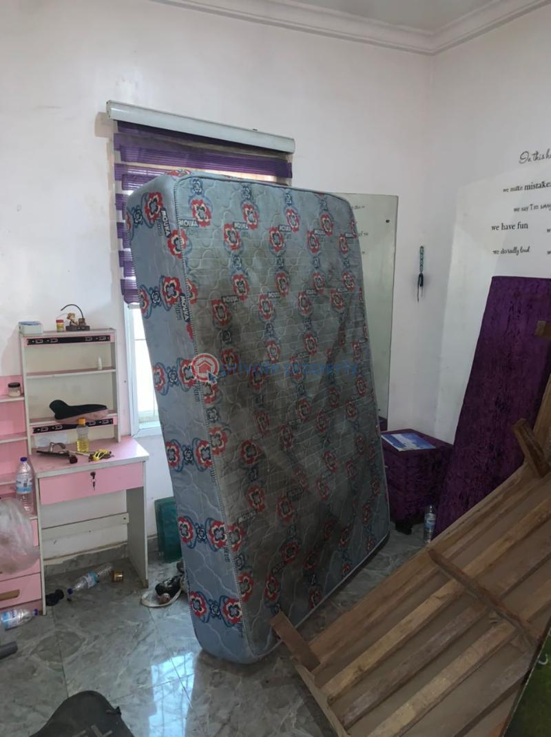 1 bedroom Flat & Apartment For Rent Onike Yaba Lagos - 2