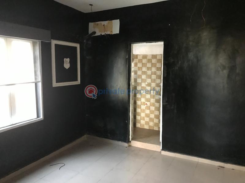 1 bedroom Office For Rent Old Yaba Road Yaba Lagos - 2