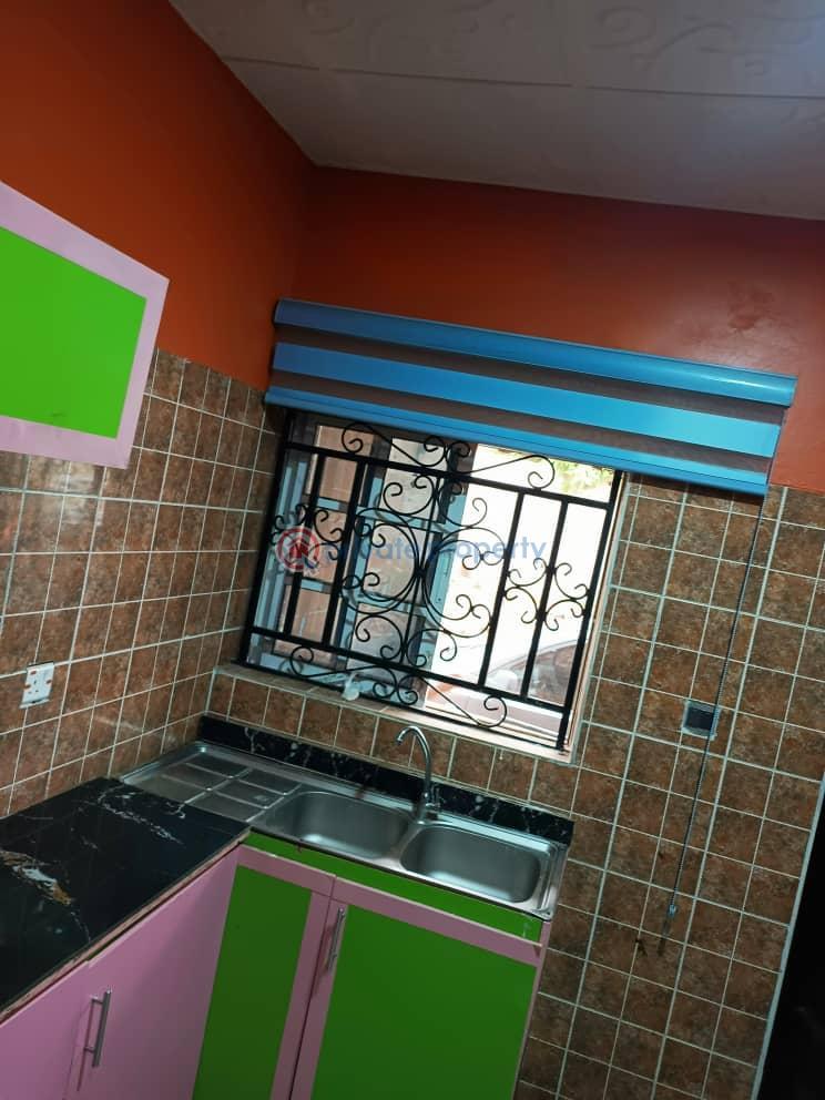 2 bedroom Self Contain For Rent Alalubosa Gra Ibadan Oyo - 1