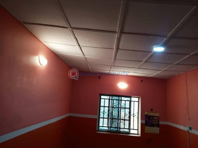 2 bedroom Self Contain For Rent Alalubosa Gra Ibadan Oyo - 2