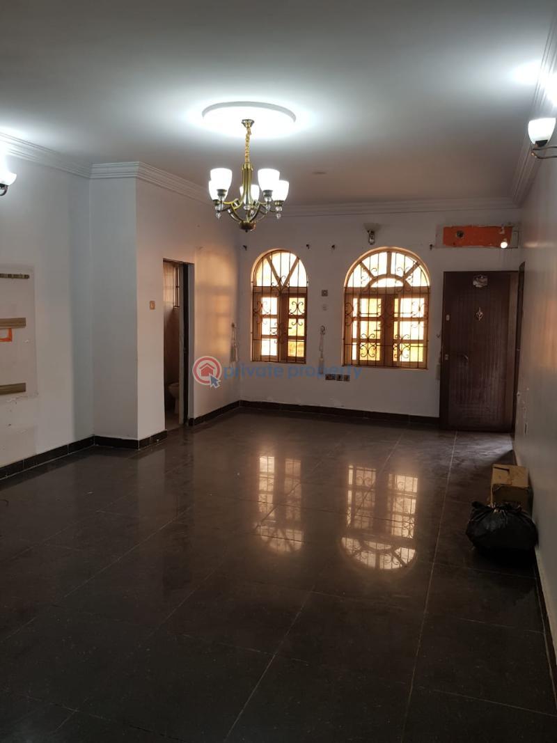 3 bedroom Flat & Apartment For Rent Aerodrome, Samonda Gra Ibadan Oyo