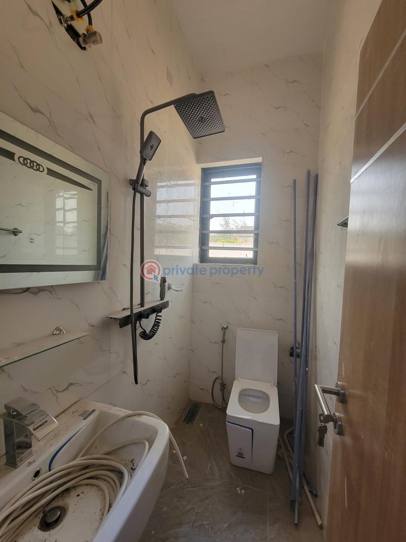 3 bedroom Semi detached Duplex For Rent No 30 A , Olunloyo Lane Carlton Gate G R A Akobo Ibadan Oyo - 3