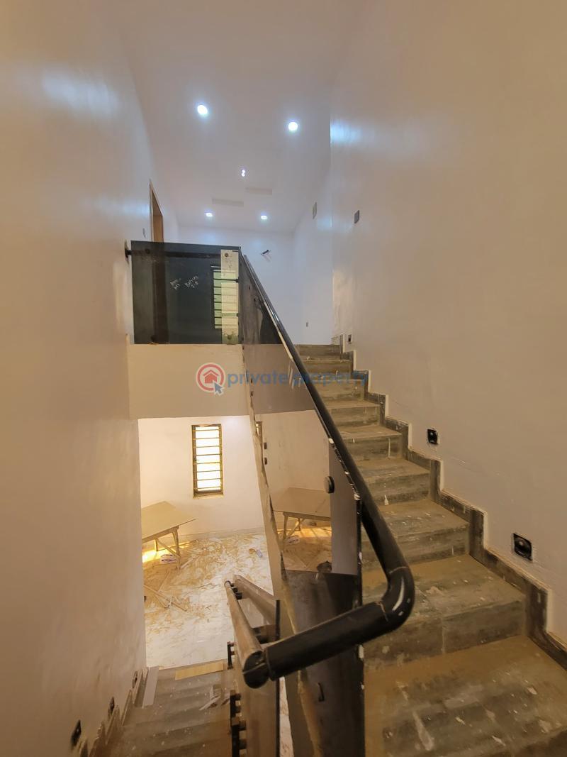 3 bedroom Semi detached Duplex For Rent No 30 A , Olunloyo Lane Carlton Gate G R A Akobo Ibadan Oyo - 2