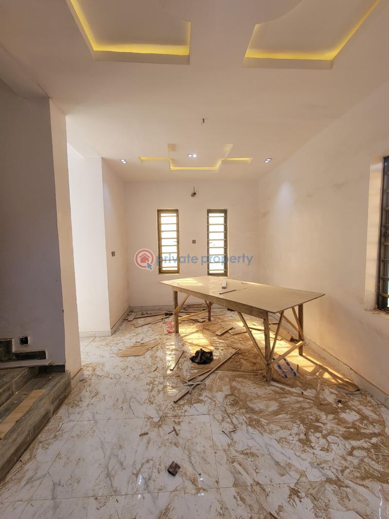 3 bedroom Semi detached Duplex For Rent No 30 A , Olunloyo Lane Carlton Gate G R A Akobo Ibadan Oyo - 0