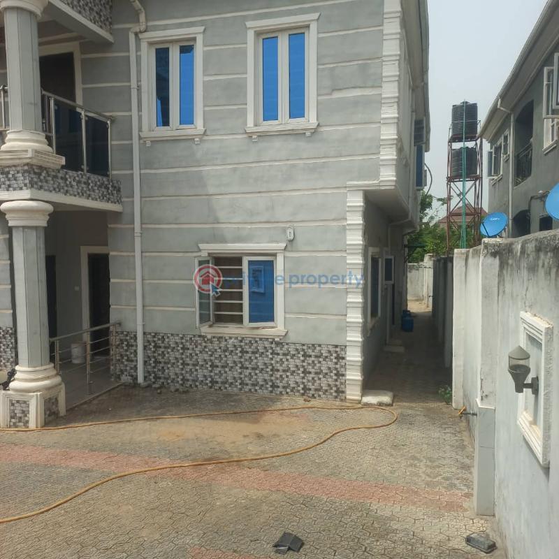 4 bedroom Detached Duplex For Sale Peluseriki Estate Behind Ire Akala Express On Akala Express Akala Express Ibadan Oyo - 2