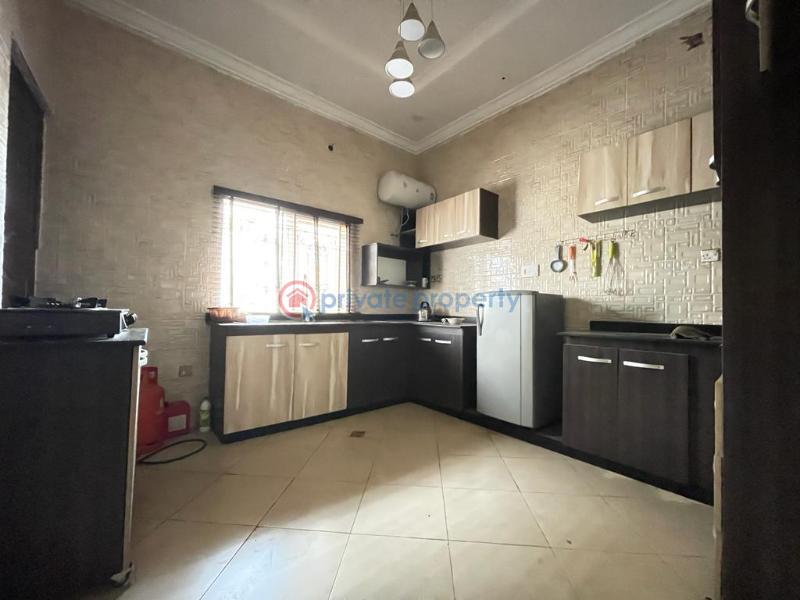 For sale 4 bedroom House Kola Lawal Street, Alao Akala Way, Akobo Ibadan Ibadan Oyo (PID