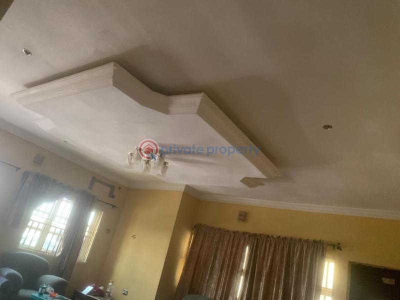 4 bedroom House For Sale Ibadan Oyo - 1
