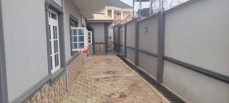 3 bedroom Flat & Apartment For Rent Golden Palace Estate Akala Express Ibadan Oyo - 2