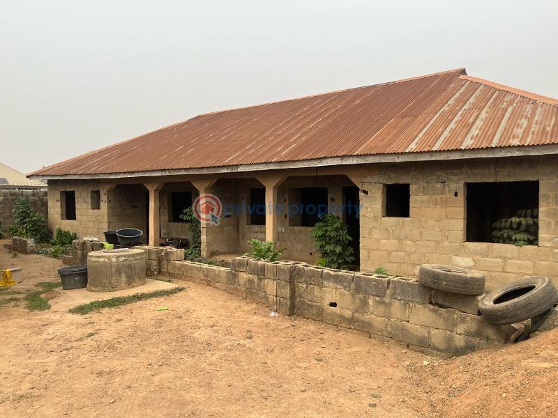 3 bedroom House For Sale Olosa Estate Akala Express Ibadan Oyo - 6