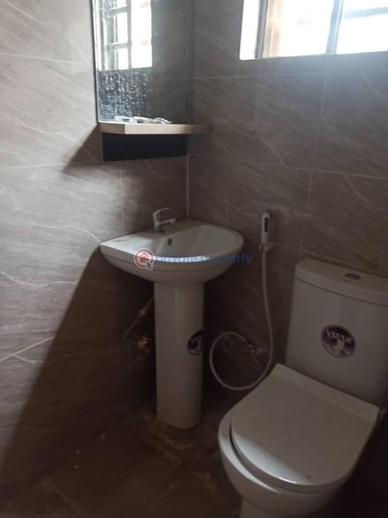 1 bedroom Flat & Apartment For Rent No 13, University Of Ibadan Second Gate Ibadan Oyo - 2