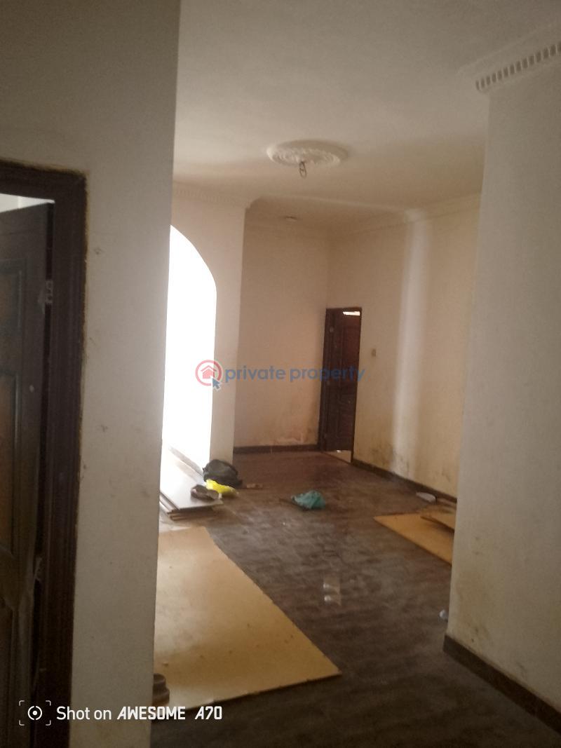 3 bedroom Block Of Flats For Rent Estate Badore Ajah Lagos - 17
