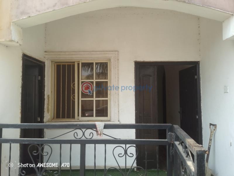 3 bedroom Block Of Flats For Rent Estate Badore Ajah Lagos - 3