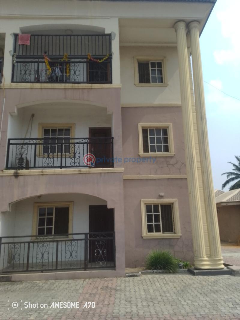 3 bedroom Block Of Flats For Rent Estate Badore Ajah Lagos - 1