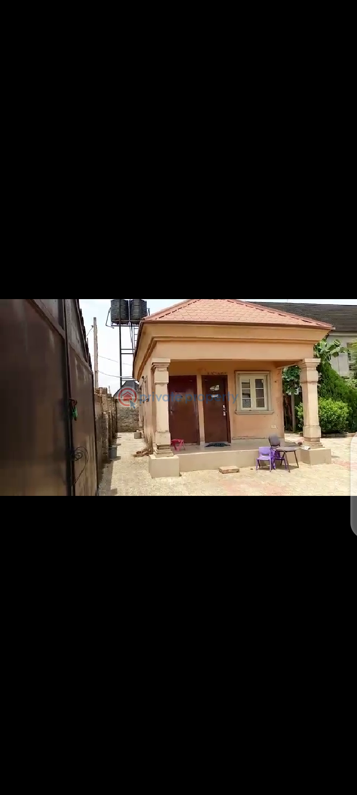 House For Sale Amagba Tarred Road Gra Extension B/c Edo State, Just 400ft From The Main Road Oredo  - 1