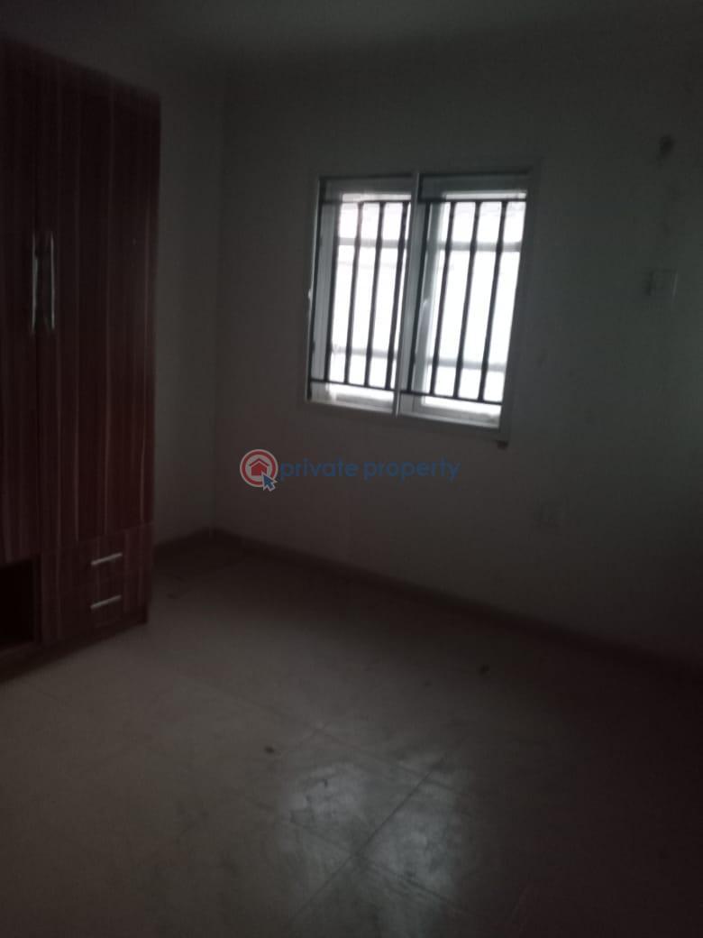 3 bedroom House For Rent Onike Yaba Lagos - 3